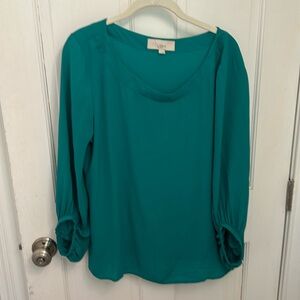 Ann Taylor loft beautiful green Flowy top